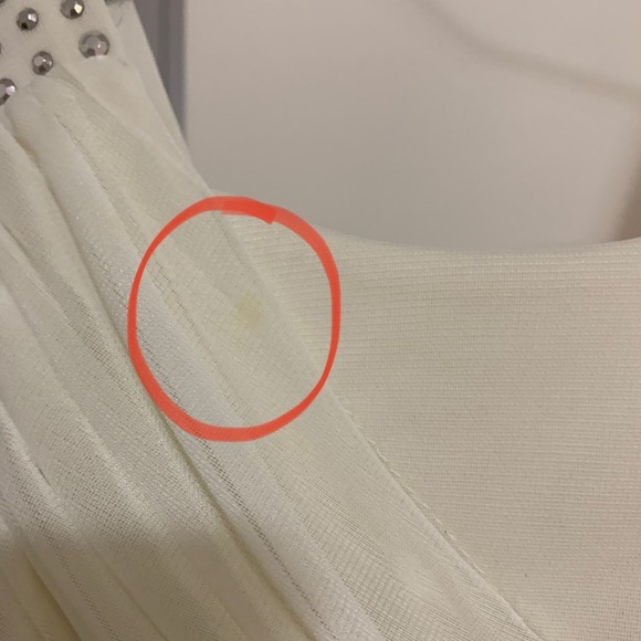 Bloome de jeune fille-white dress w/jewelled strap - Picture 7 of 8